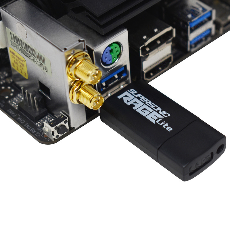فلش مموری 64 گیگابایت پتریوت مدل Patriot RAGE LITE با رابط USB 3.2 سرعت انتقال تا 120 مگابایت بر ثانیه، مقاوم در برابر آب، ضربه، شوک و گرد و غبار، طراحی کشویی محافظ پورت، سازگار با ویندوز 7 تا 10، لینوکس و مک او اس