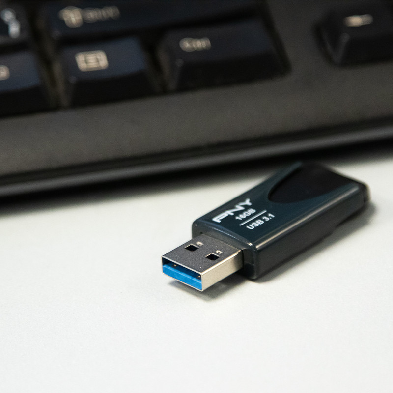 فلش مموری پی ان وای مدل ATTACHE 4 ظرفیت 16 گیگابایت با رابط USB 3.1