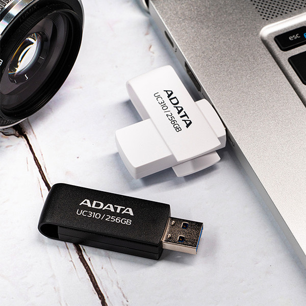 فلش مموری ای دیتا مدل UC310 ظرفیت 64 گیگابایت با رابط USB 3.2 Gen1، طراحی چرخشی، سازگار با ویندوز، مک، لینوکس، بدون نیاز به نصب درایور و مناسب استفاده در کامپیوتر، لپ‌تاپ، گوشی و تلویزیون