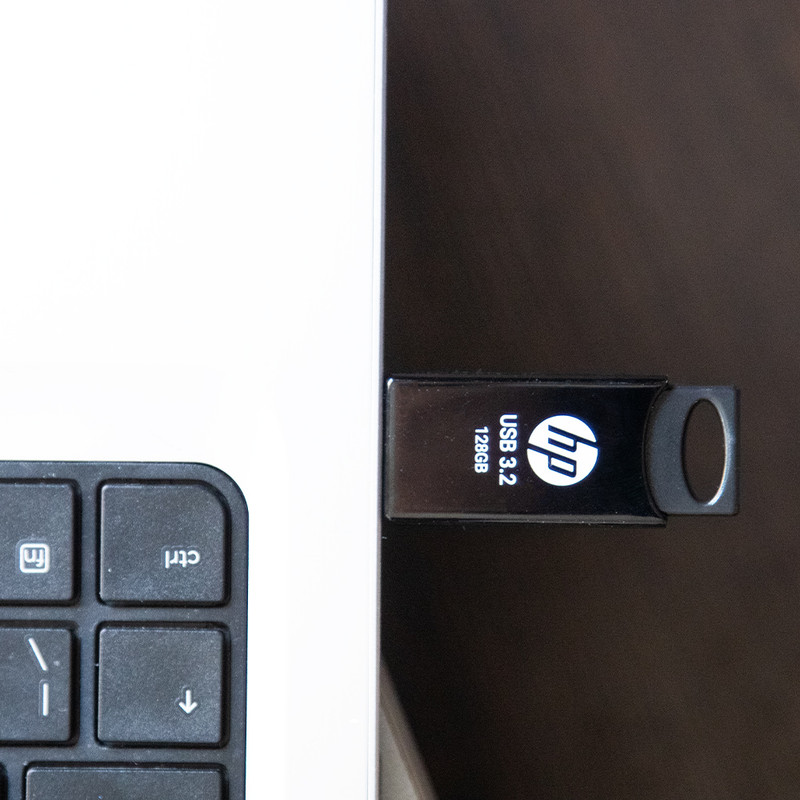 فلش مموری اچ پی مدل 712W ظرفیت 128 گیگابایت با رابط USB 3.2