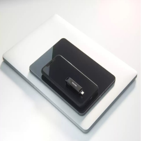 فلش مموری سن دیسک مدل PHONE DRIVE ( LIGHTNING / TYPE-C ) ظرفیت 256 گیگابایت با رابط لایتنینگ، USB Type-C
